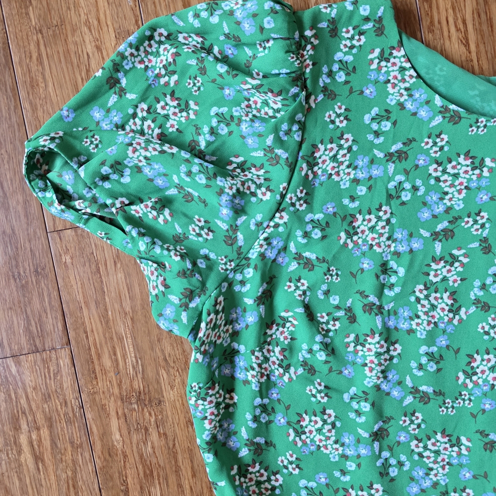 LOFT Green Floral Print Blouse